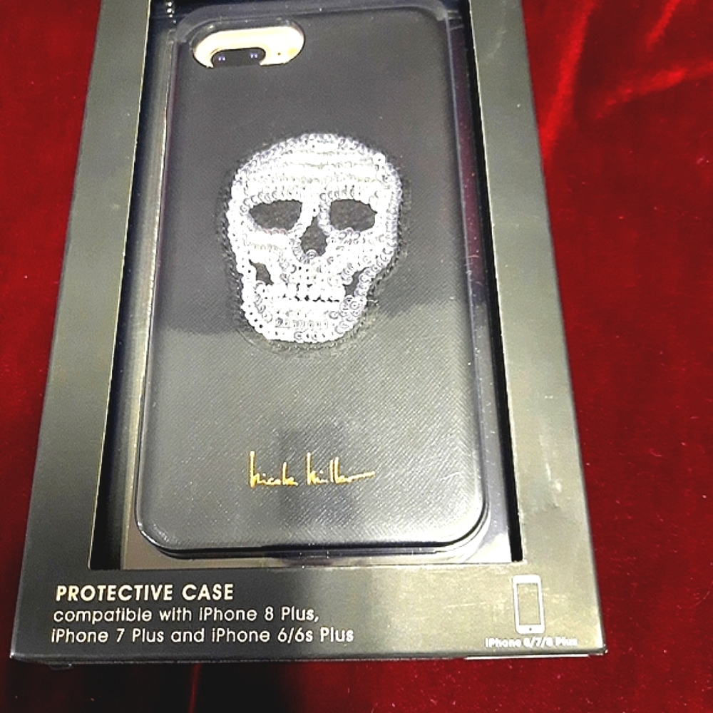IPhone 6/6s plus, 7 plus, and 8 plus Protective Phone case cover! Nicole Miller!